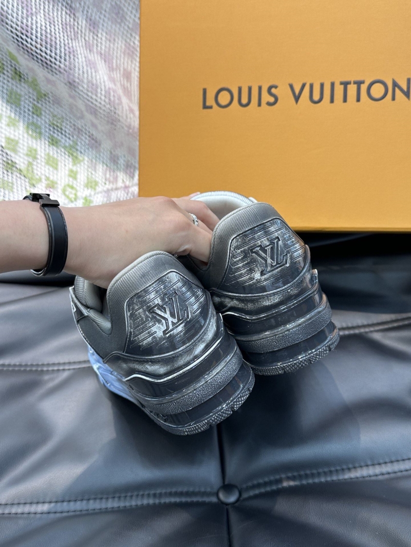 Louis Vuitton Sneakers